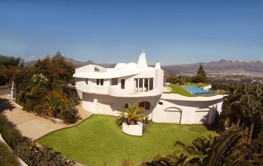 Best 10 of the most beautiful houses in South Africa (2022)